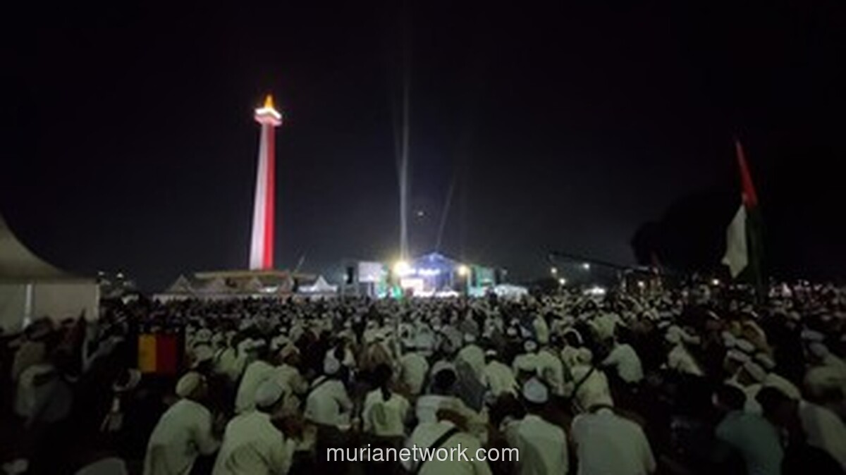 Habib Rizieq Serukan Revolusi Akhlak di Reuni 212, Soroti Ancaman Mafia hingga Presiden