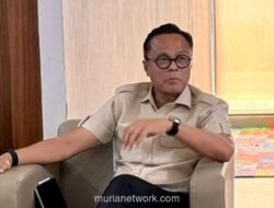 Dony Oskaria Pimpin Rapat Darurat BUMN di Bandara Padang, Fokuskan Bantuan untuk Korban Bencana Sumatra