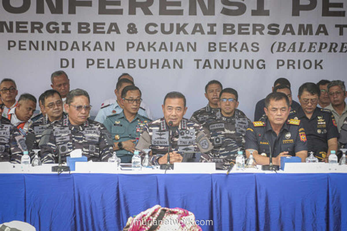 Dirjen Bea Cukai Berbenah, Menkeu Purbaya Tunda Terbang ke China