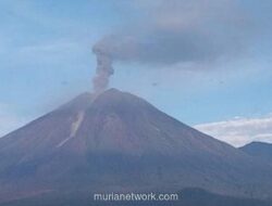 Semeru Muntahkan Abu 1,2 Kilometer, Status Siaga Diperpanjang