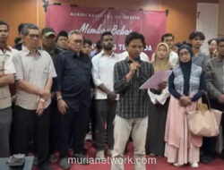 Mahasiswa UIN Jakarta Deklarasi Empat Tuntutan Reformasi, Desak KPK Bebas dari Intervensi