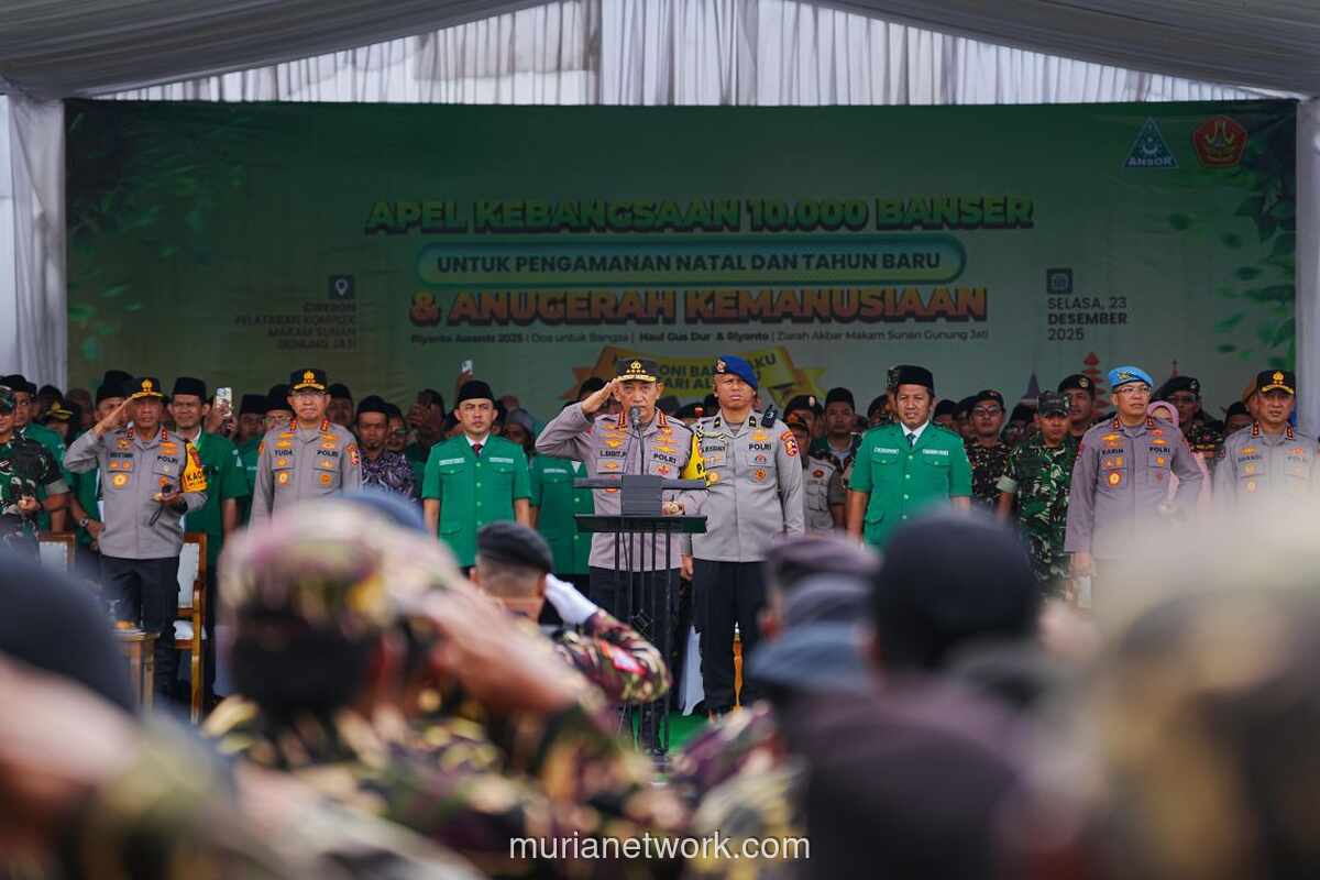 Kapolri Pimpin Apel Banser di Cirebon, Siapkan Pengamanan Natal dan Tahun Baru