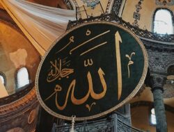 Ketika Langit Hampir Terbelah: Menyikapi Tuduhan Tak Pantas kepada Sang Maha Esa