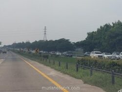 Macet Parah 8 Kilometer Hantui Jalur Cipali di Hari Natal