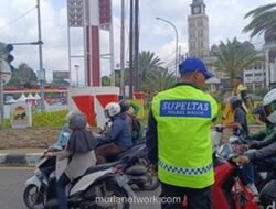 Mang Apip dan Hati Nurani di Tengah Kemacetan Jalur Puncak