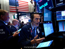 Wall Street Terkapar, Investor Pasang Mata ke Langkah The Fed Pekan Depan