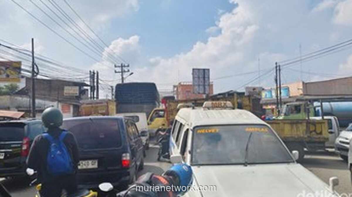 Antrean BBM Picu Macet Parah di Medan, Warga Geram Tak Ada Penanganan