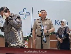 Gubernur Pramono Anung Menitikan Air Mata Usai Menjenguk Korban Tabrakan Program Makan Bergizi