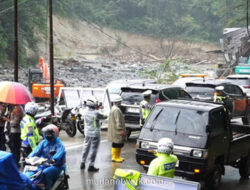 Jalur Lembah Anai Dibuka Terbatas Usai 20 Hari Terisolasi Banjir