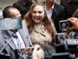 Lisa Mariana Tertawa Lepas Dituding Pemeras oleh Ridwan Kamil