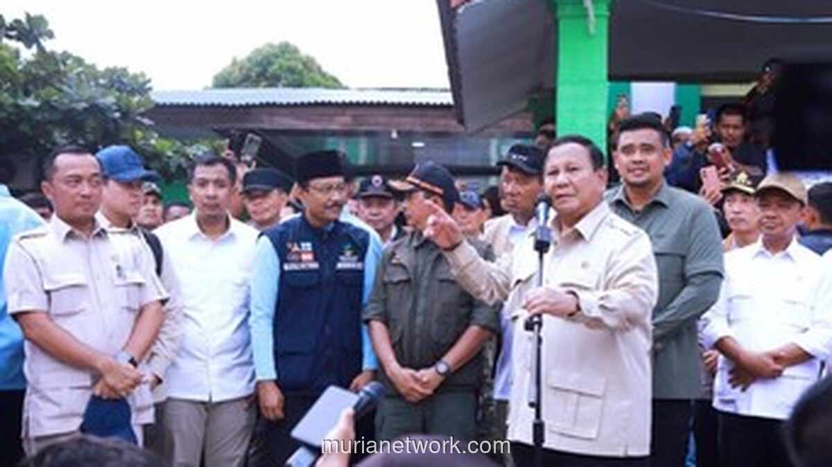 Prabowo Turun Langsung ke Posko Banjir Langkat, Janjikan Penanganan Total