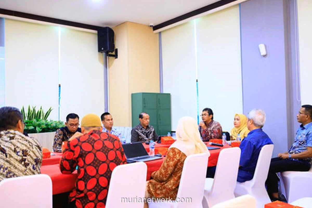 OJK Perketat Pengawasan, Rekening Dana Syariah Indonesia Dibekukan