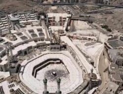 Petugas Askar Tergores Nyawa Selamatkan Pria yang Terjun di Masjidil Haram