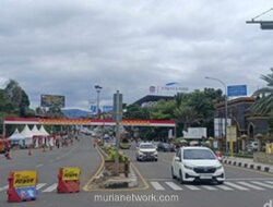 Macet Parah Puncak, Polisi Terapkan Sistem Satu Arah ke Jakarta