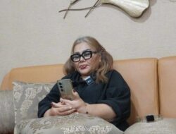 Ibu Virgoun Berang: Rumah Saya Dipakai Gituan, Mau Dilaporin Apa?