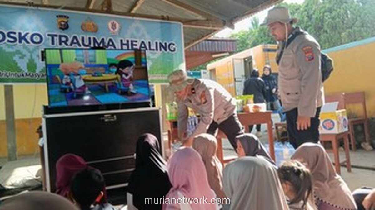 Di Tengah Reruntuhan, Tawa Anak-anak Pecah Berkat Bioskop Darurat Ipin Upin