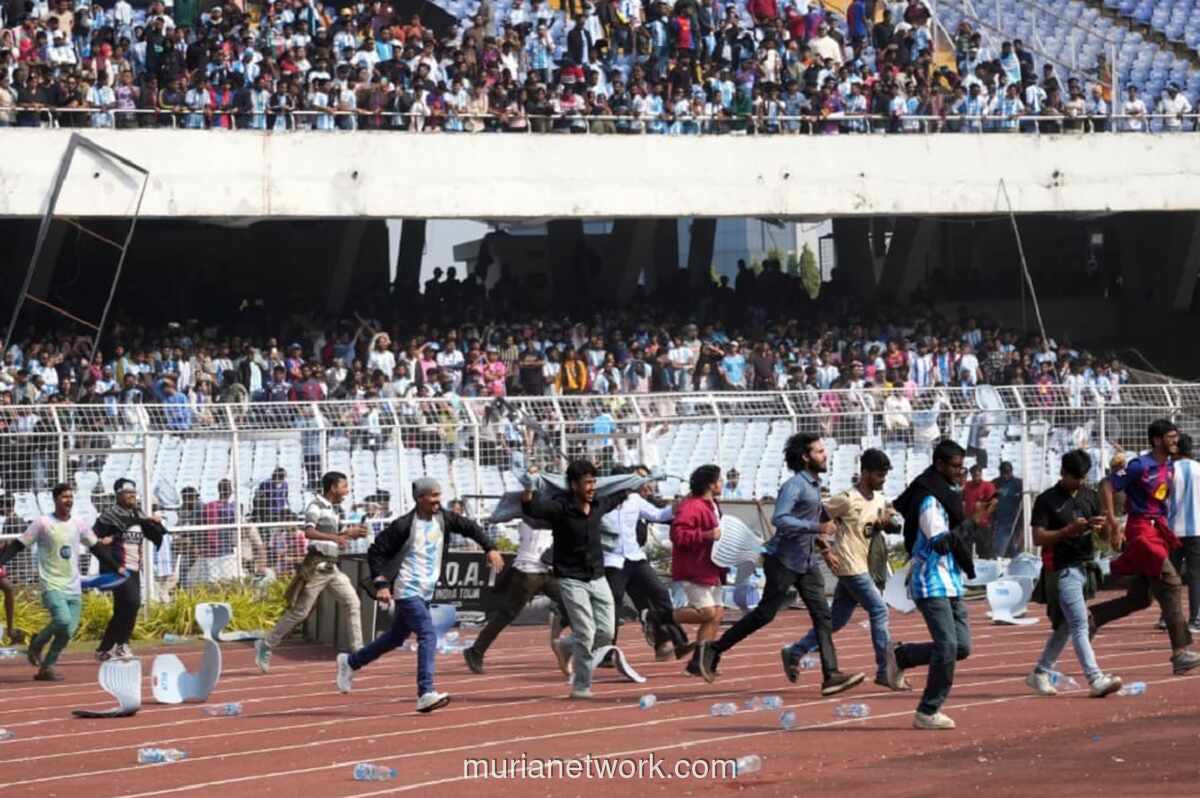 Kolkata Bergolak, Penonton Mengamuk Saat Janji Penampilan Messi Tak Terpenuhi