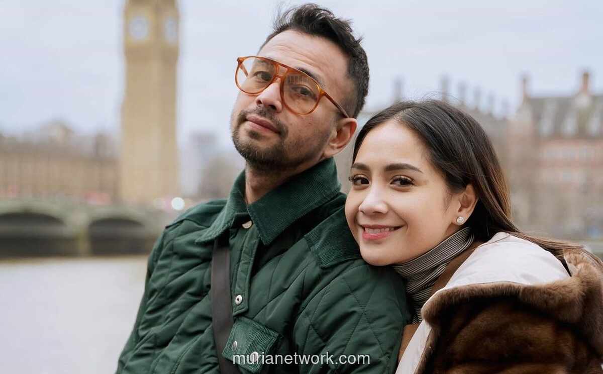 Lapangan Tenis Indoor Raffi Ahmad Berubah Jadi Kolam Usai Banjir Terjang Rumah Mewahnya