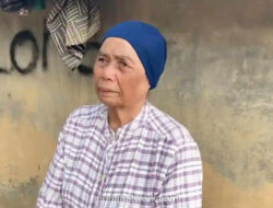 Gelombang Kayu Gelondongan Hantam Rumah Warga di Tapanuli Tengah