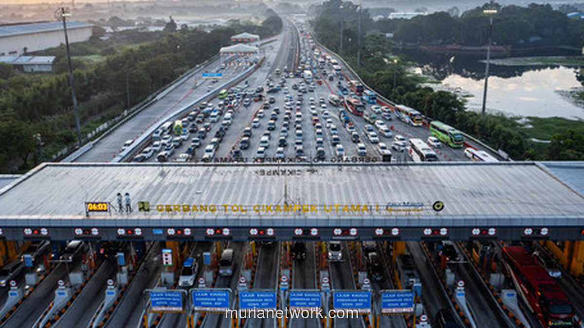 2,1 Juta Kendaraan Serbu Gerbang Tol Cikampek, Puncak Arus Balik Diprediksi Awal Januari