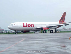 Nasib Ratusan Jemaah Umrah Terkatung di Bandara Jeddah Akibat Gangguan Teknis Pesawat