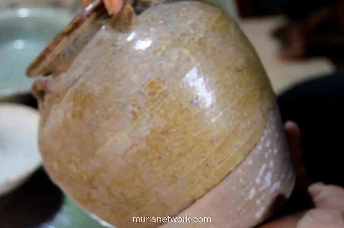 Harta Karun Abad ke-13 Ditemukan di Hutan Tritik Nganjuk