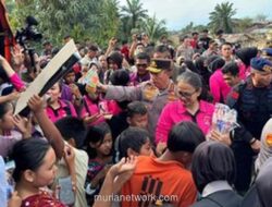 Kapolri Turun Langsung, Enam Truk Bantuan Tiba di Pengungsian Aceh Tamiang