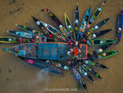 Lima Nelayan Bertaruh Nyawa Tiga Jam di Tengah Amukan Ombak Bali