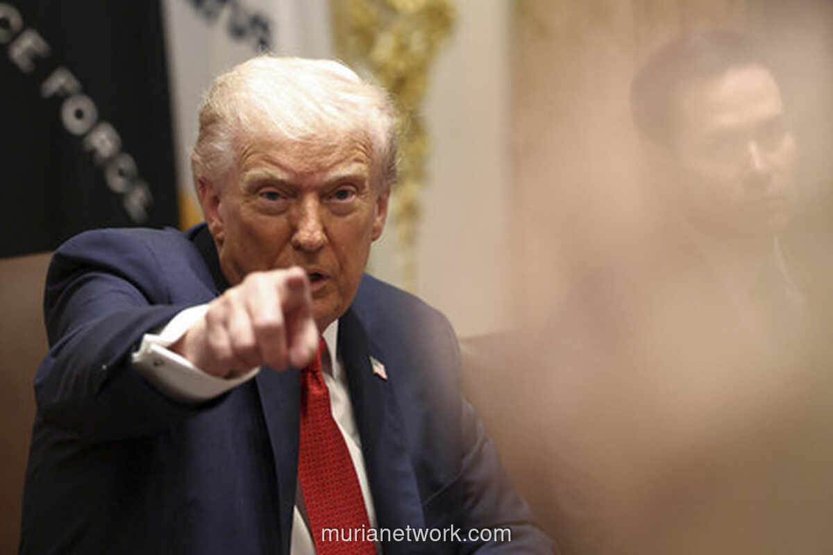 Trump Buka Peluang Ganja Turun Kasta di Mata Hukum Federal