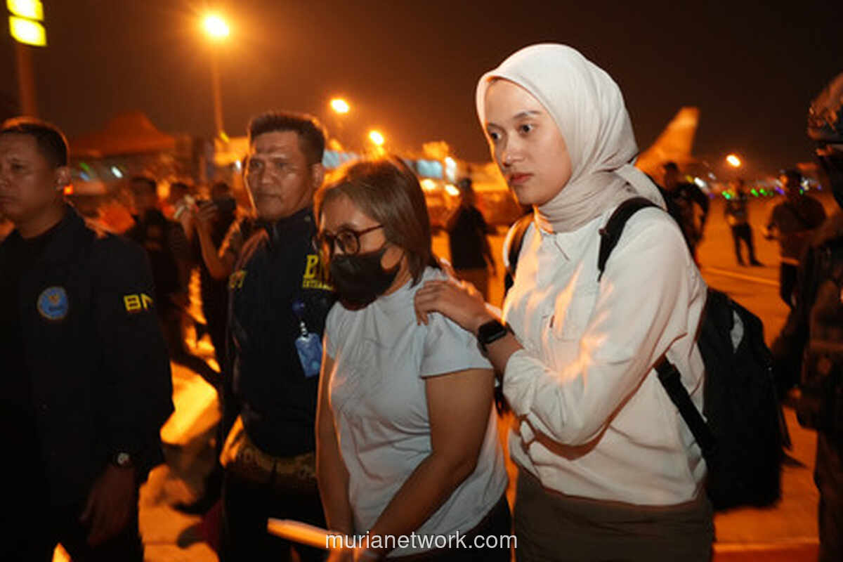 Mami Sabu 2 Ton Tiba di Indonesia, Diborgol Kabel Ties Setelah Diekstradisi dari Kamboja