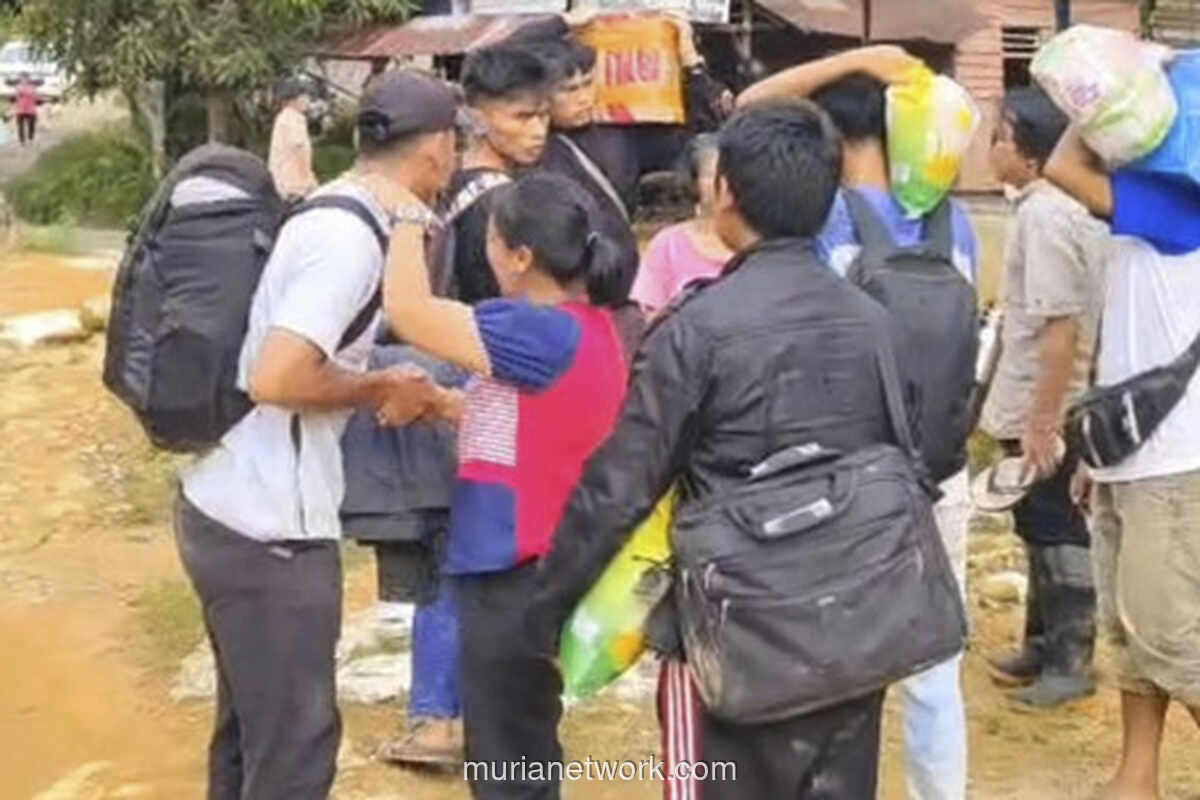 Di Tengah Duka Keluarga, Ibu Bhayangkari Ini Pimpin Helikopter Selamatkan Desa Terisolasi