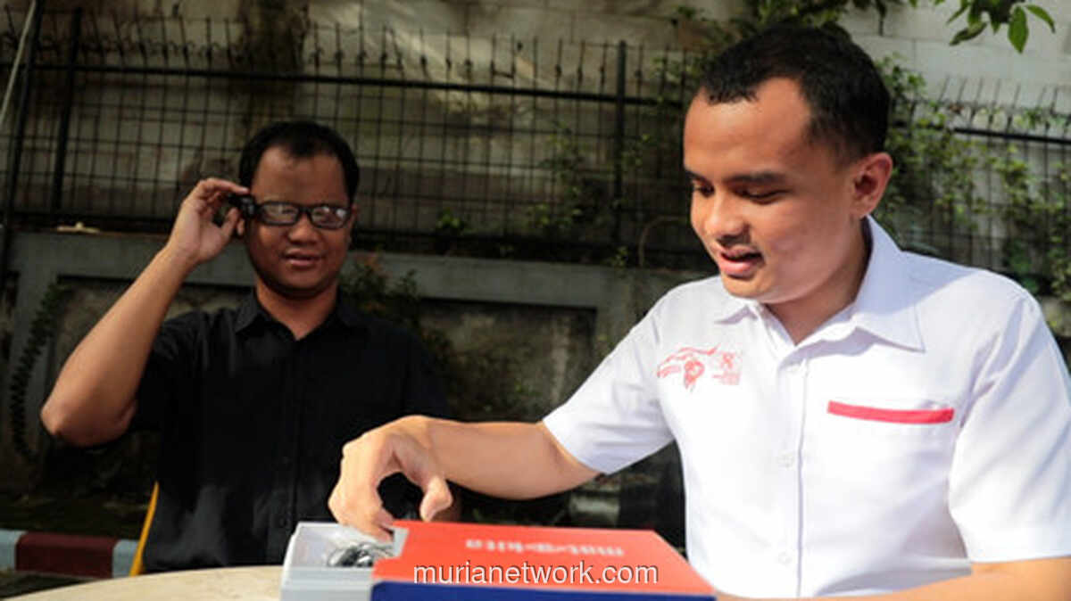 Prabowo Salurkan Kacamata AI, Bantu Tunanetra Lebih Mandiri