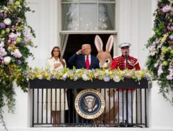 Trump Luncurkan Kartu Emas: Tiket Warga Negara AS dengan Harga Rp16 Miliar