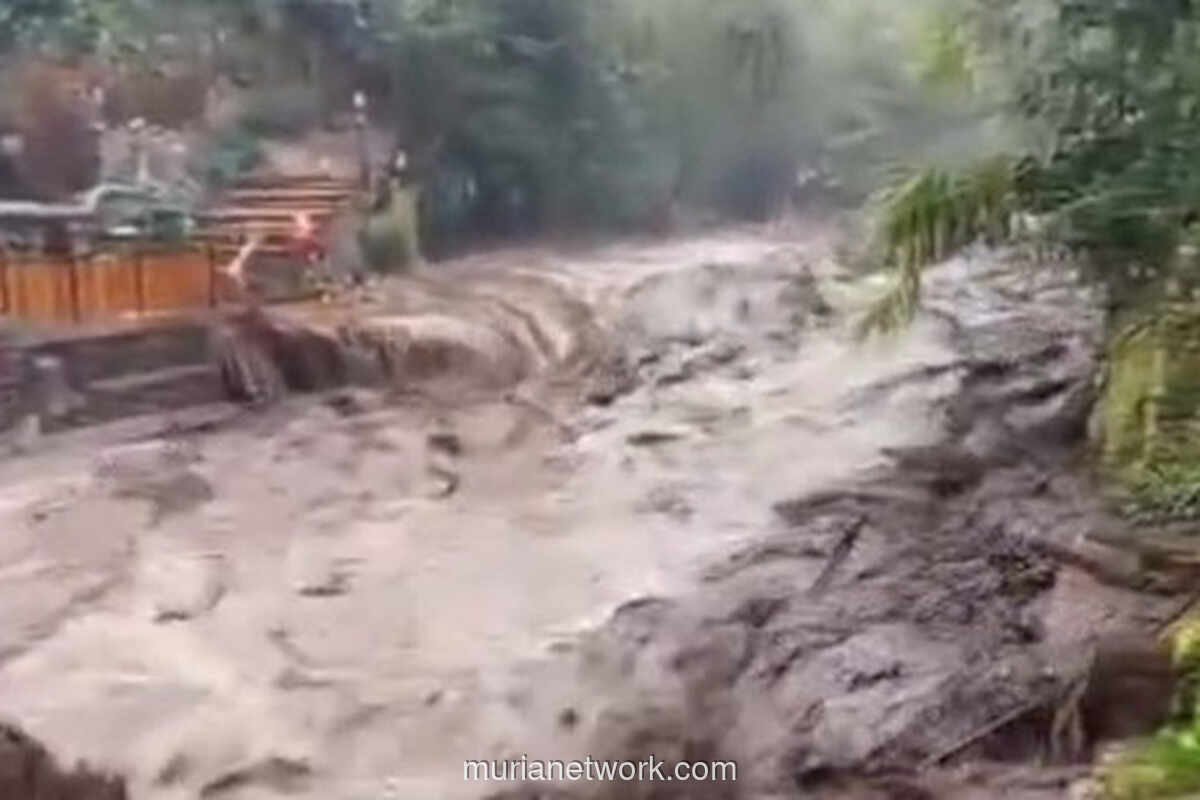 Banjir Bandang Porak-Porandakan Fasilitas Wisata Guci