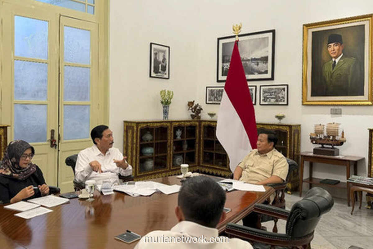 Prabowo dan Luhut Bahas Ekonomi Global hingga Potensi Hortikultura di Istana