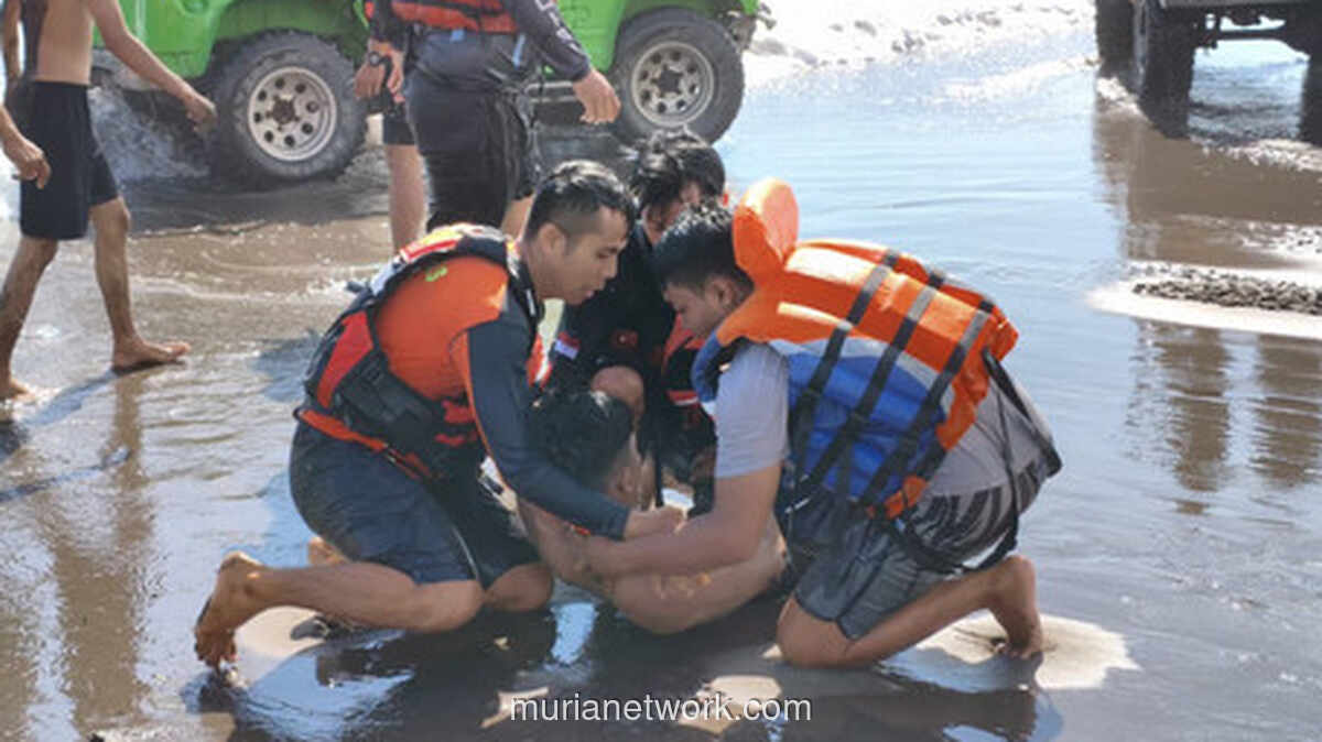 Arus Rip Current Nyaris Tewaskan Empat Wisatawan di Parangtritis