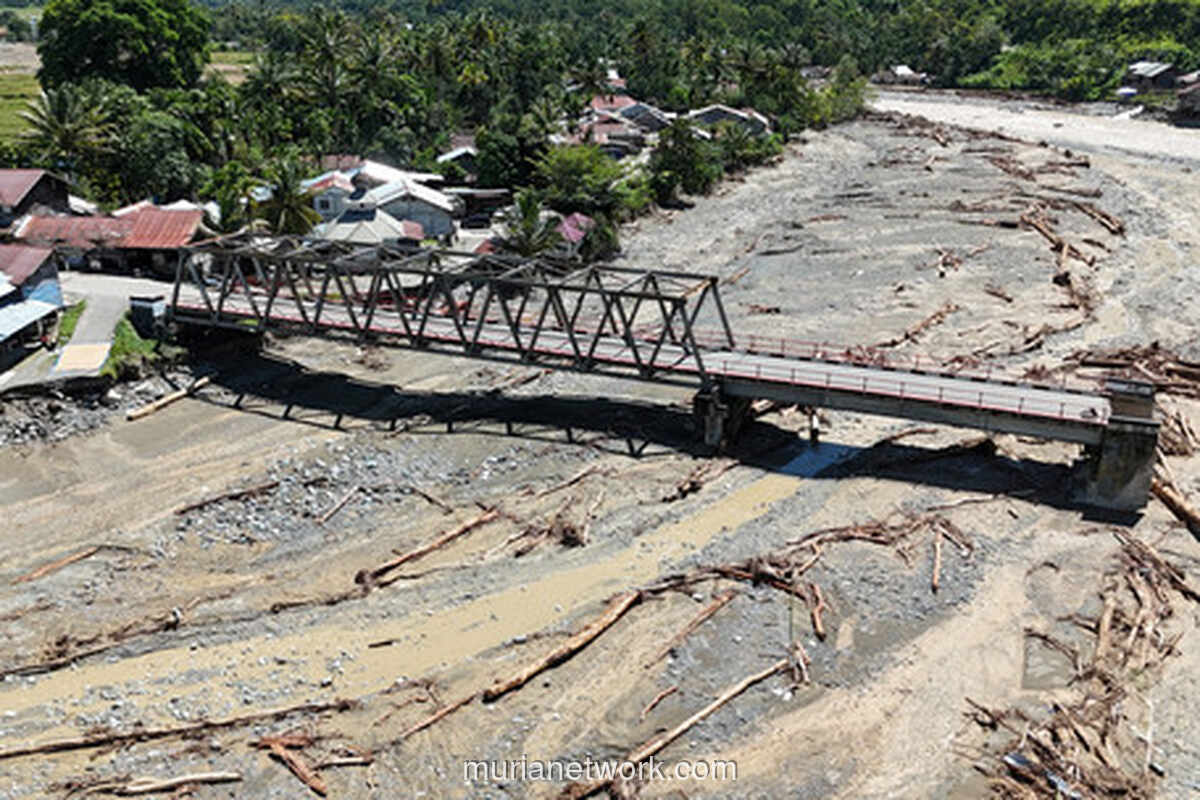Aceh Tamiang Terisolir, Air Sedada dan Logistik Menipis di Bukit Pengungsian