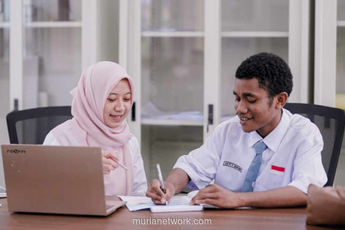 Dari Tangerang ke Papua: Seorang Guru Menemukan Panggilan di Ujung Timur Indonesia