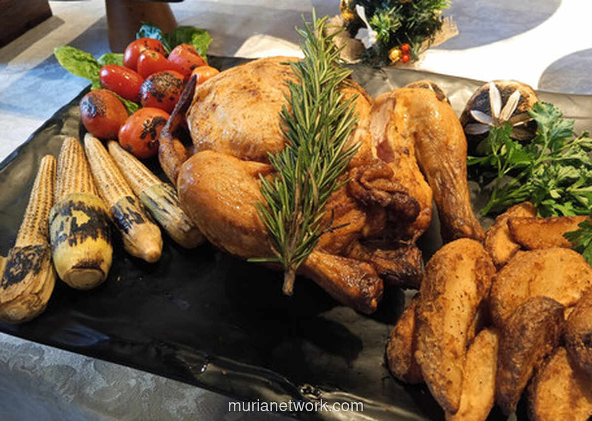 Four Points by Sheraton Surabaya Usung The Season of Light untuk Rayakan Akhir Tahun