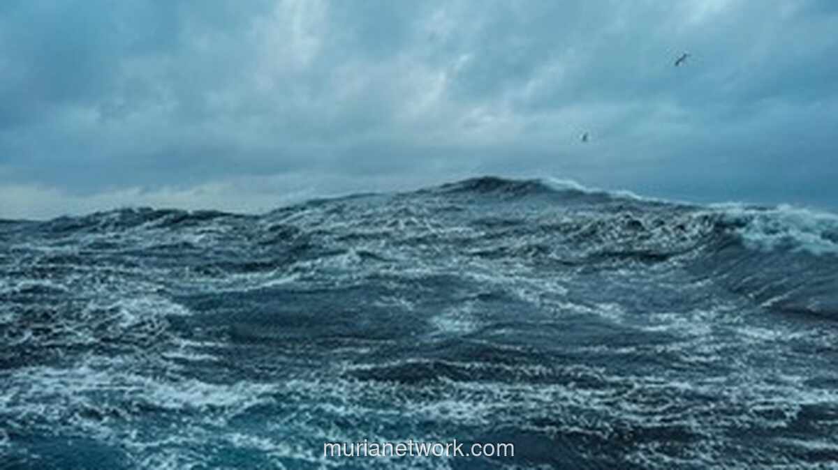 Waspada Gelombang Tinggi, Laut Indonesia Bakal Padat Merayap Saat Nataru