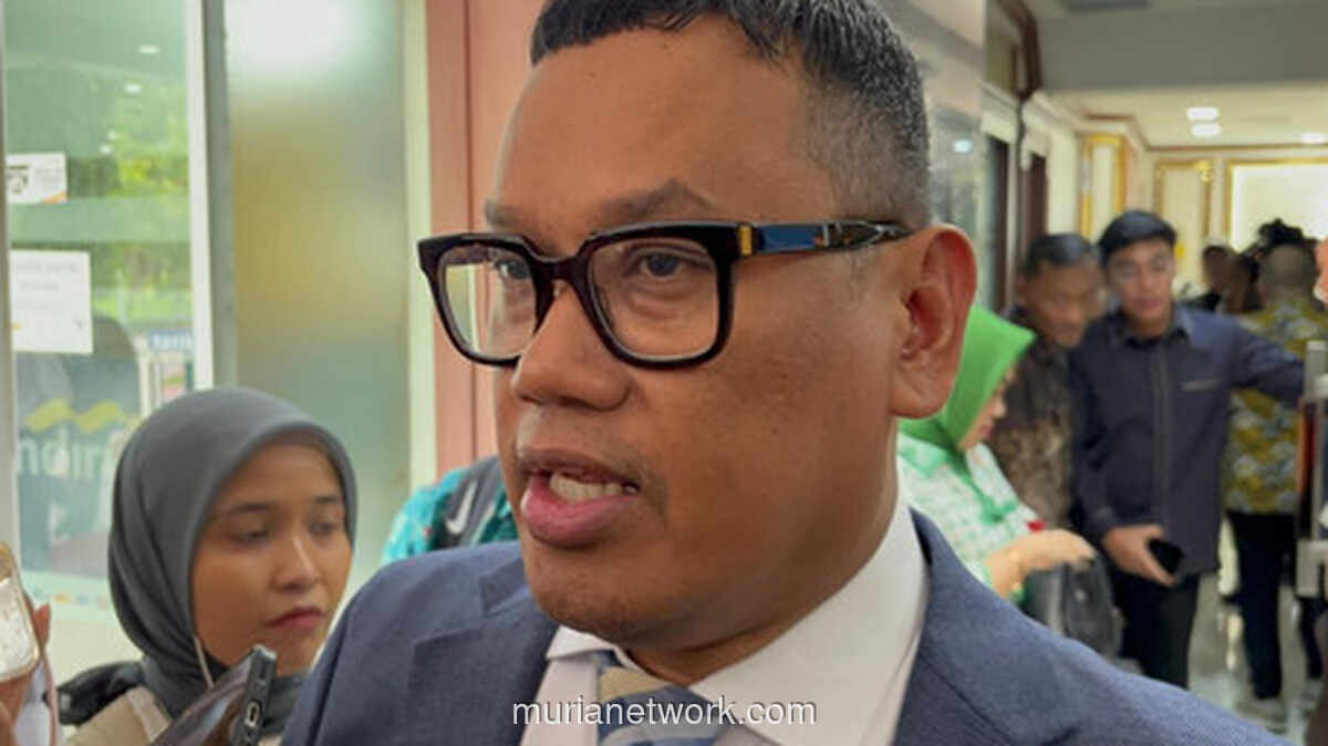 Permohonan Maaf di Depan PN: Keluarga Terdakwa Uya Kuya Berurai Air Mata