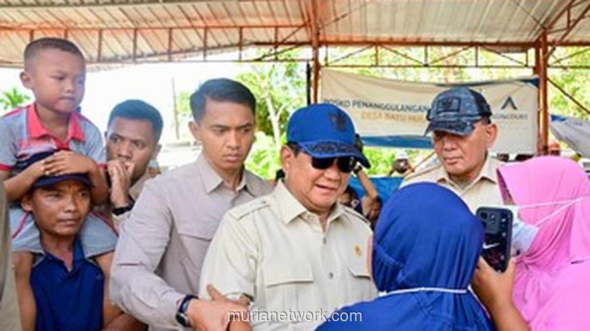 Prabowo Pilih Rayakan Tahun Baru di Tengah Korban Banjir Batang Toru