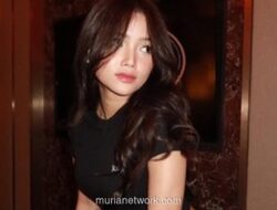 Fujianti Utami Murka, Direkam Diam-diam Satu Jam di Kolam Renang Bali