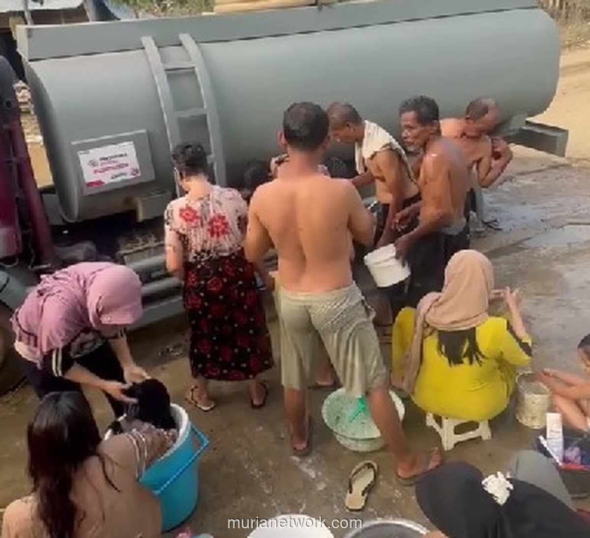Setelah Sepuluh Hari, Senyum Kembali di Aceh Tamiang Berkat Air Bersih