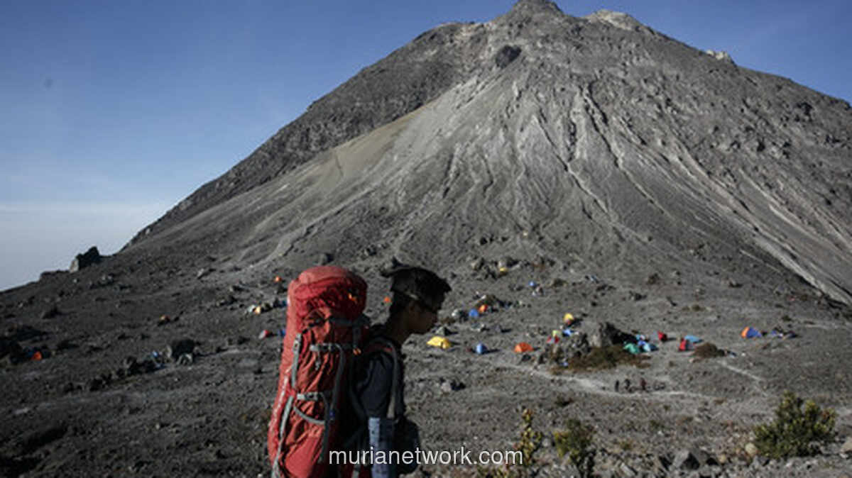 Satu Pendaki Merapi Ditemukan, Satu Lagi Masih Dicari
