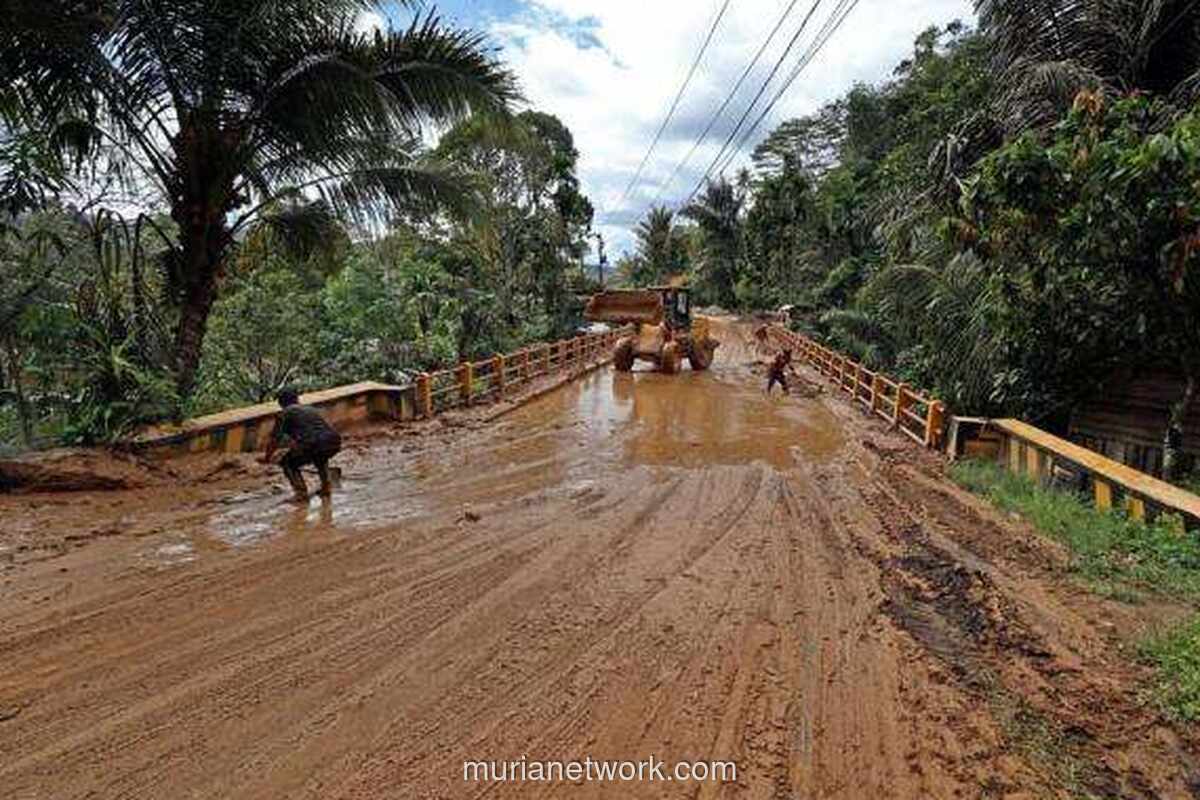 Akses Vital Sumut Mulai Pulih Usai Diterjang Longsor