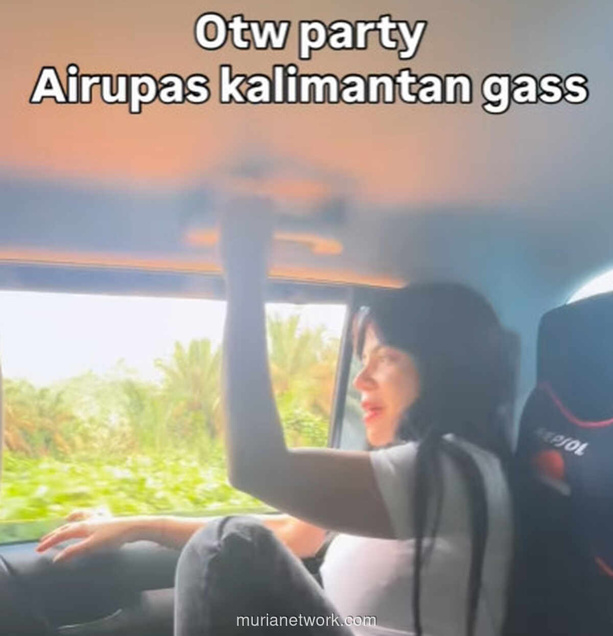 Perjalanan Berliku DJ Dinar Candy Menuju Pesta di Hutan Kalimantan