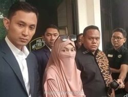 Ironis, Wardatina Mawa Minta Maaf ke Inara Rusli Sebelum Bukti Selingkuh Terbongkar