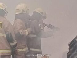 Billboard di Sarinah Terbakar, Diduga Akibat Korsleting Listrik