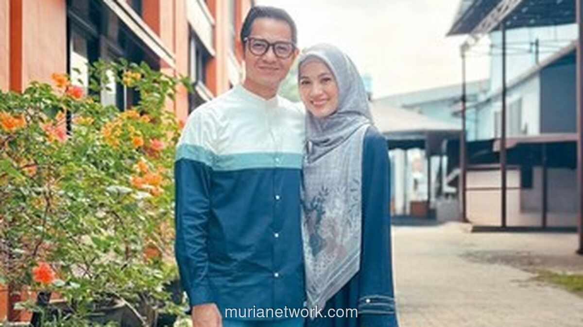 Dude Harlino Bongkar Hoaks Cerai: Kami Sudah Biasa